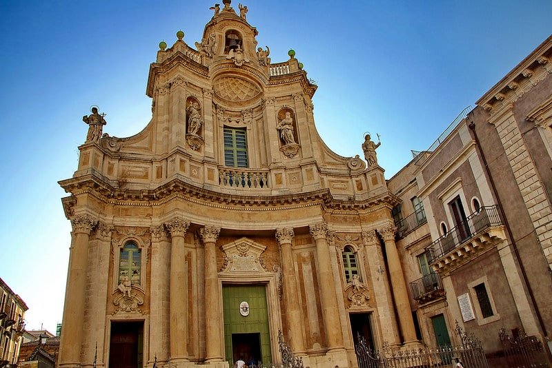 Catania, soggiorno in Sicilia
