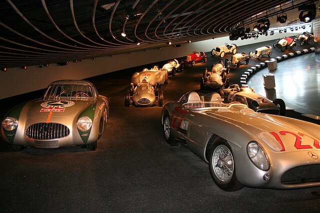 Museo Mercedes-Benz, Stoccarda