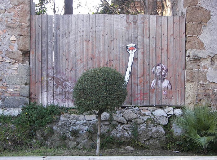 Arte di strada in interazione con la natura e l'ambiente