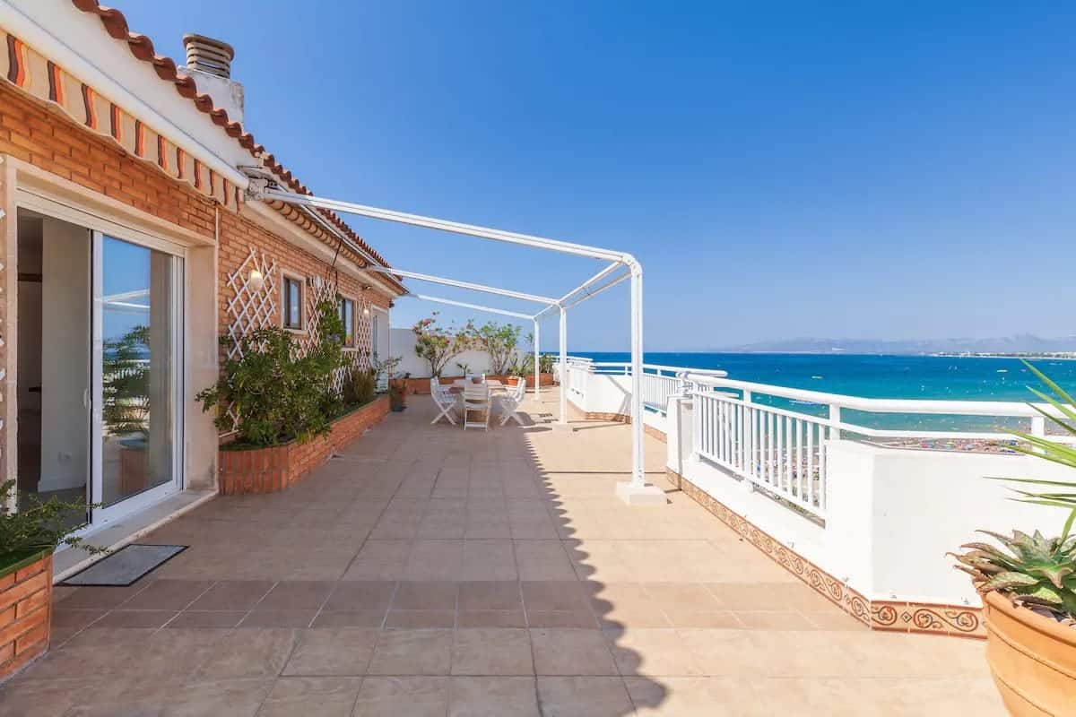 Super appartement toit terrasse plage de Salou