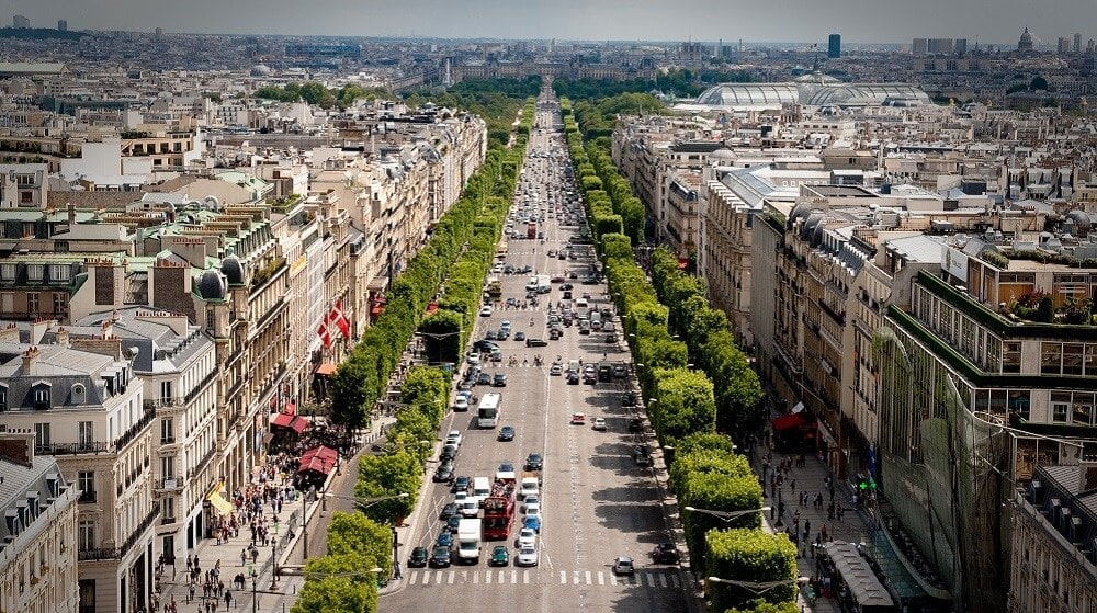 Avenue des Champs Elysées, Parigi
