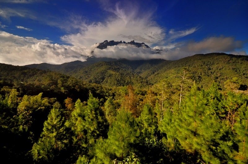 Monte Kinabalu nel Borneo, isole più grandi del mondo