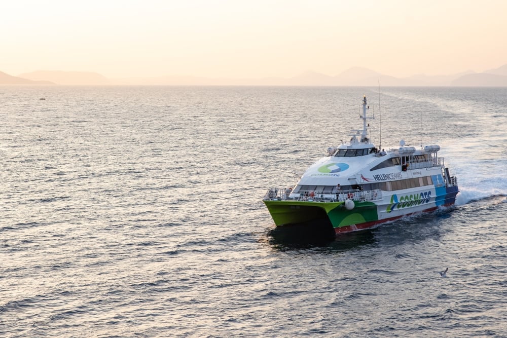 ferry hydra, grèce