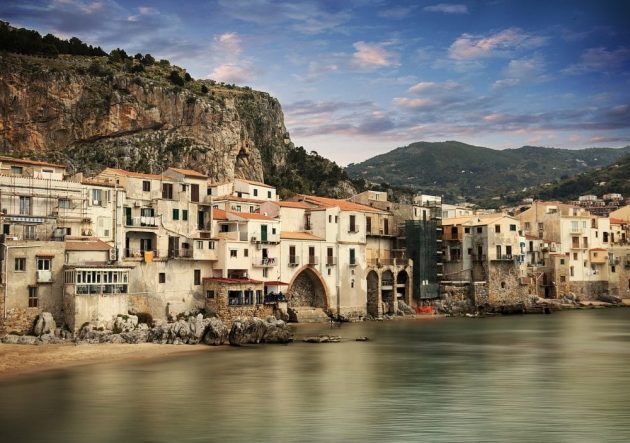 Come andare a Tolone dalla Sicilia in traghetto?