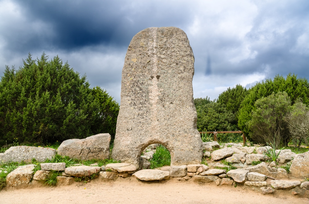 Tombe dei Giganti, Sardegna
