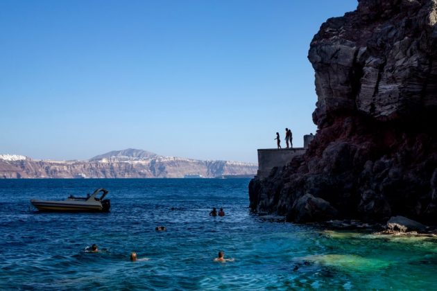 6 posti per fare immersioni a Santorini