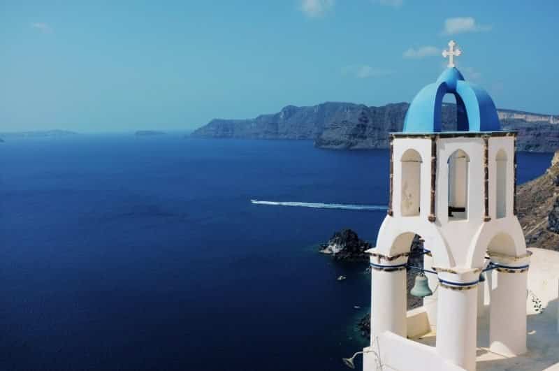 Prenota un traghetto per Santorini da Atene