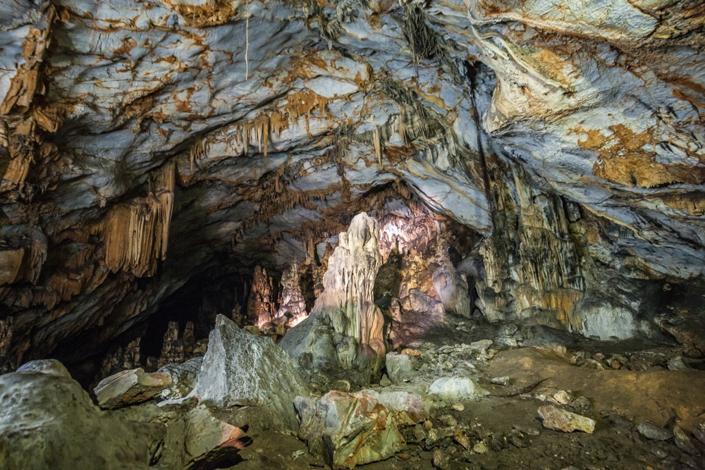 Grotta di Agios Ioannis, Iraklia